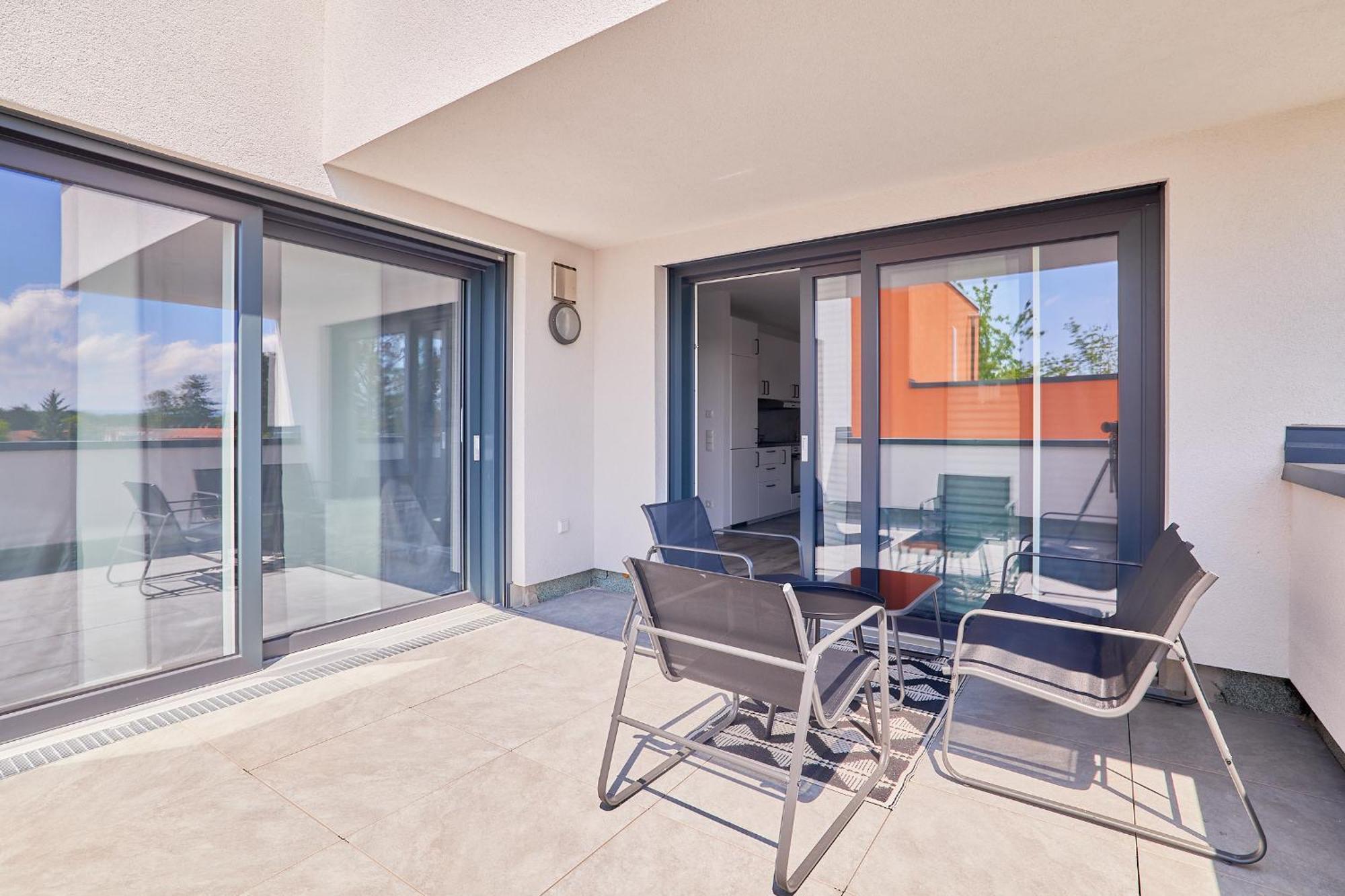 Ela Apartments MHG Kültér fotó